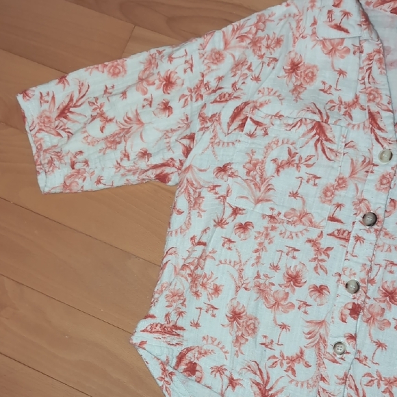 Crop Button Down Shirt - Picture 4 of 6